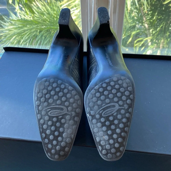 Easy Spirit Leather Heels - Picture 5 of 10